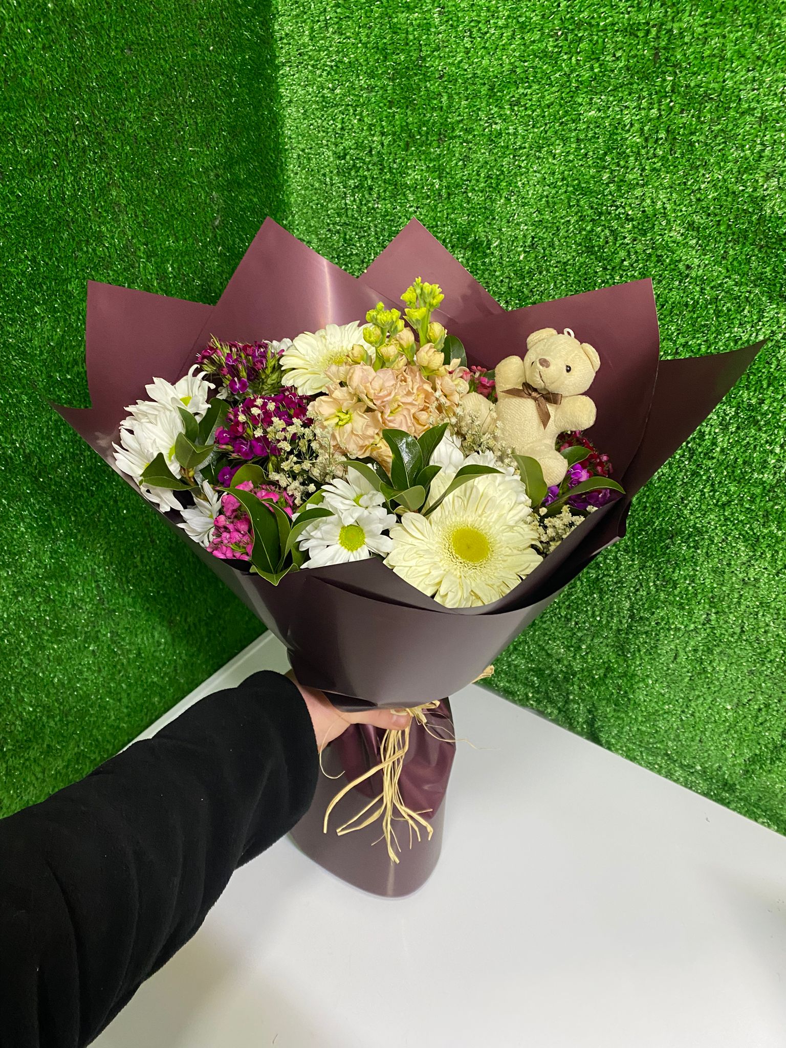 Sevgi Dokunuşu Ayıcıklı Buket